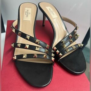 - Valentino sandals . Size 40.